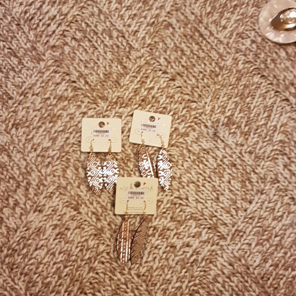 Earrinsg